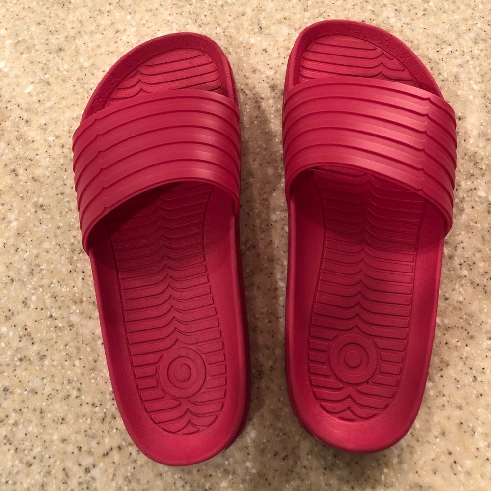 Hunter Slides